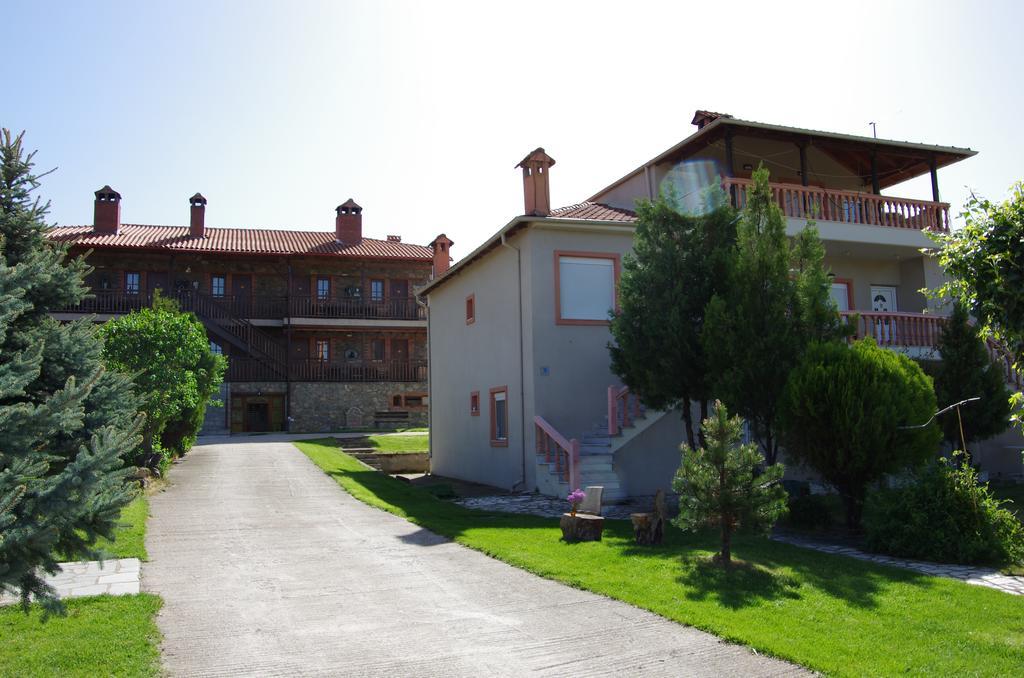Villa Platythea Exteriör bild
