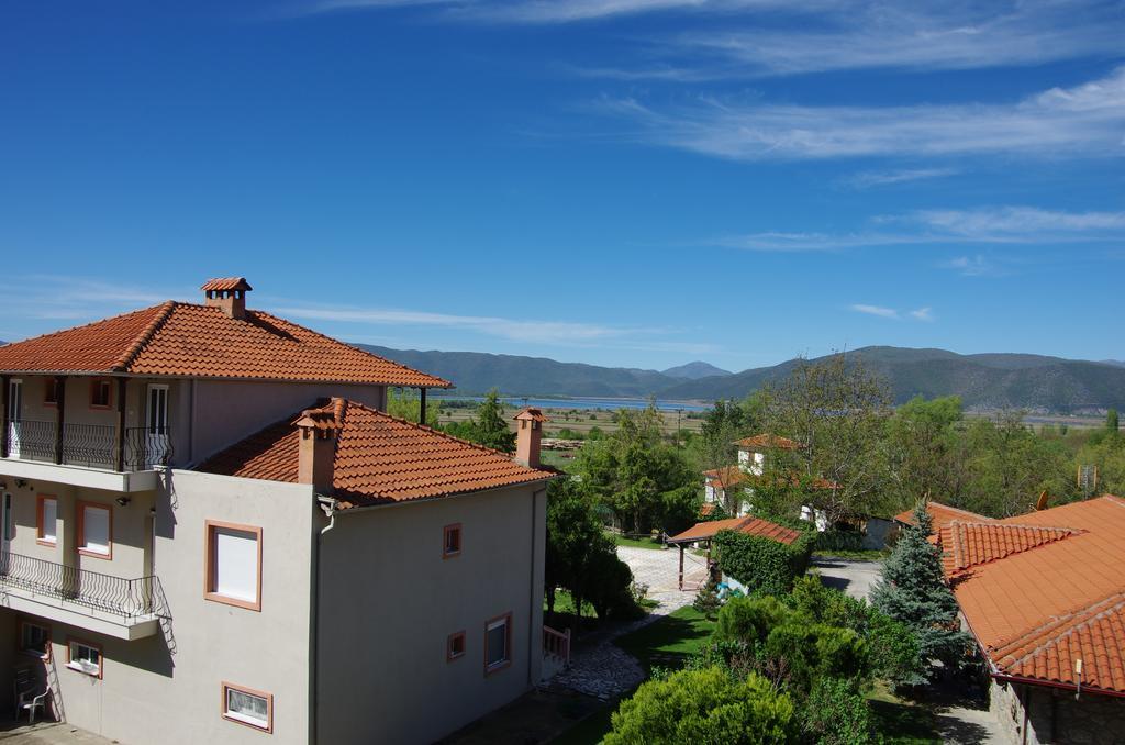 Villa Platythea Exteriör bild